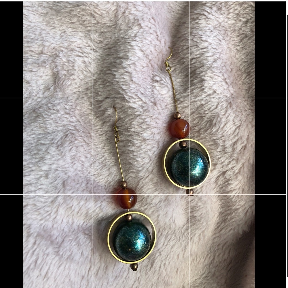Handmade planet earrings 🪐